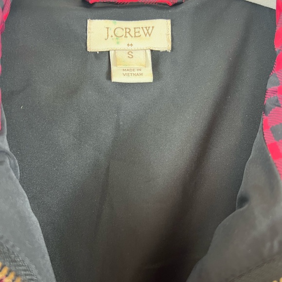 J Crew Red Black Plaid Gingham Small Puffer Vest - Picture 3 of 4